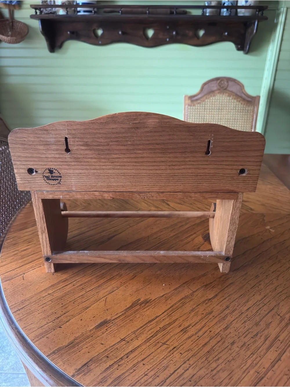 Vintage Paul Revere Shoppe Wooden Wall Shelf & Towel Rack – Hand Painted Ceramic